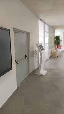 Дверь с ручкой антипаника Дверь с ручкой антипаника